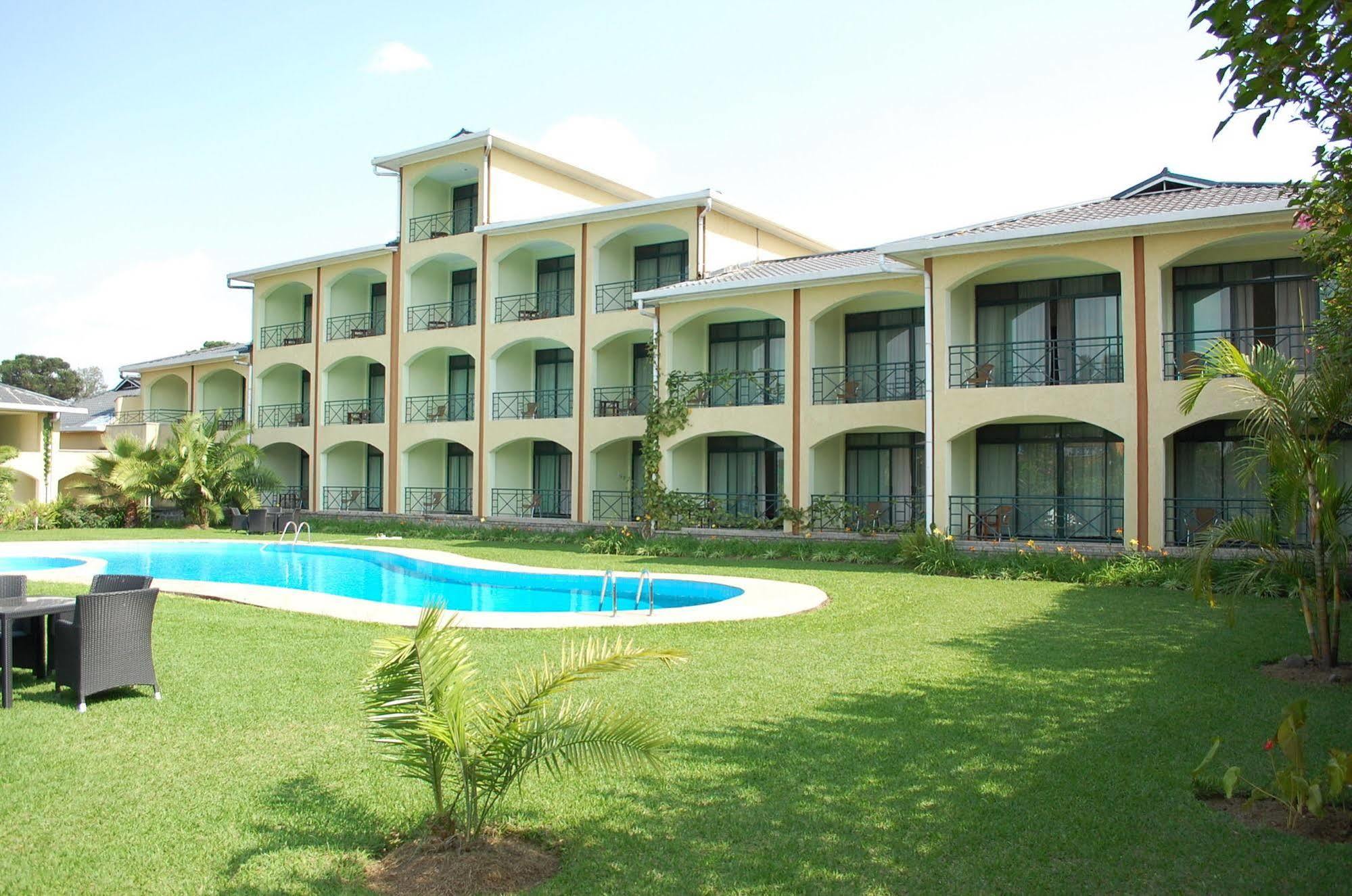 Gorillas Volcanoes Hotel Ruhengeri Exterior foto